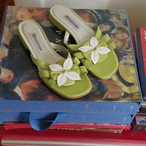 Etienne Aigner Ladies flats